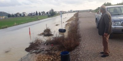 Kalecik - Tuzluca arasındaki yol trafik akışına kapatıldı