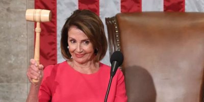 ABD Temsilciler Meclisi Başkanlığına Demokrat Pelosı seçildi