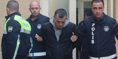 Çatal ile yaraladı