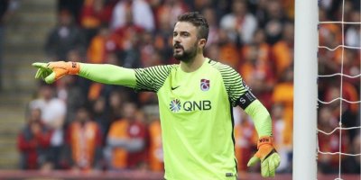 Onur Kıvrak'ın sözleşmesi feshedildi