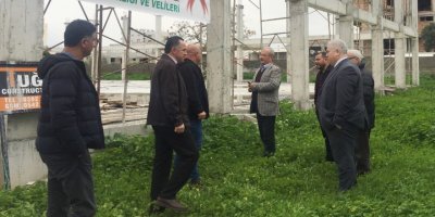 Çakıcı: "Çanakkale Ortaokulu spor salonunu bitirmek şimdi Bakanlığın borcudur"