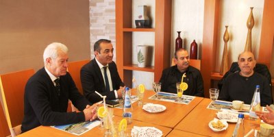 Kurumsal işbirliği çabalarını sürdüren Türk ve Rum restoran işletmecileri biraraya geldi