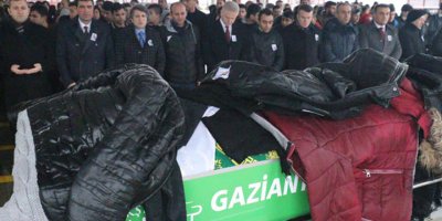 Nehir’e yürek burkan veda! 'Üşümesin' diye…