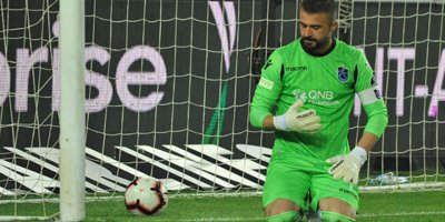 Kıvrak:'Futbolu bırakıyorum'