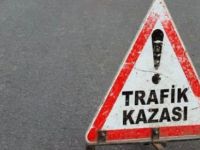 Yoldan çıkan araç 5 metrelik su kanalına düştü