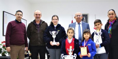 Özyiğit, mental aritmetik şampiyonası’nda dereceye giren öğrencileri kabul etti