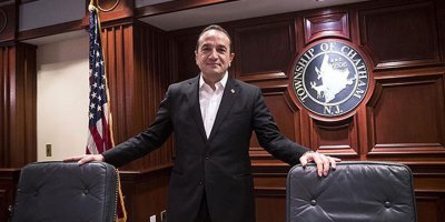 ABD'nin ilk Türk belediye başkanı, ilham kaynağı olmak istiyor