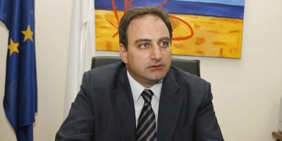 Stefanu: “herkes müzakerelerin yeniden başlamasına odaklanmalı”