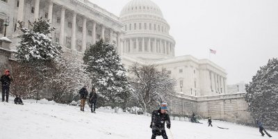 ABD'nin başkenti Washington beyaza büründü