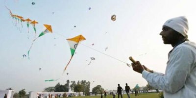 Hindistan'da uçurtma ipleri üç kişinin canına mal oldu