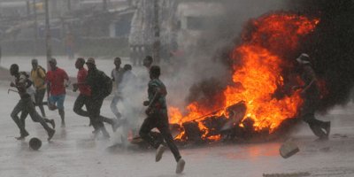 Zimbabve karıştı