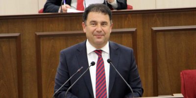 Ersan Saner: “Çin aşısı güvenilir, endişe etmeyin”