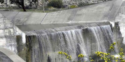 Arminou Barajı taştı!