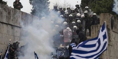 Yunanistan'da olaylı "Makedonya" gösterisi