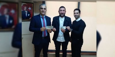 200 bin tl’lik büyük ikramiye sahibi ikramiye çekini aldı