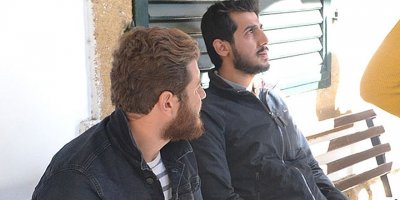 Dedikodu yüzünden bıçaklar çekildi