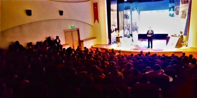 Esaretten özgürlüğe” isimli oyun öğrencilerle buluştu