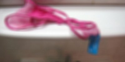 Bir iç çamaşırı sapığı eksikti