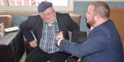 Sennaroğlu köylerde ev ziyaretleri gerçekleştirdi