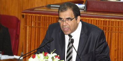 Sucuoğlu: “Sektörler geleceği göremiyor”