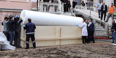 Türkiye’nin en büyük oryantalist tablosuydu! Böyle taşındı…