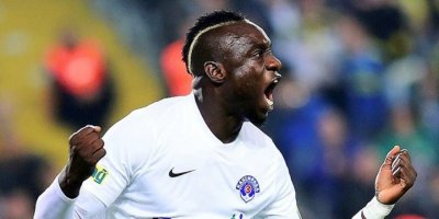 Mbaye Diagne resmen Galatasaray'da!