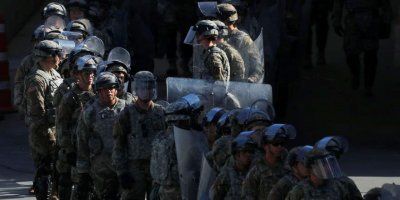 Pentagon'dan Meksika sınırına ilave 3 bin 750 asker