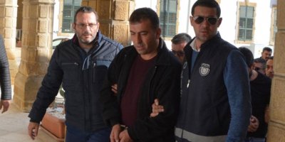 Ambulansı kırıp dökmesi alkoldenmiş!