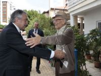 Cumhurbaşkanı Akıncı Sevim Ebeoğlu’nu ziyaret etti