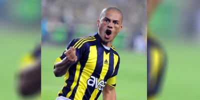 Alex efsanesi Fenerbahçe'ye dönüyor!