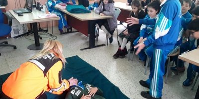 Sivil Savunma’dan “Afete hazır okul” ve “Uyuşturucu madde bağımlılığı ile mücadele” eğitimleri…