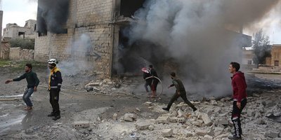 İdlib'e hava ve kara saldırısı: 3 ölü