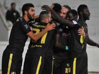 Binatlı evinde siftah peşinde