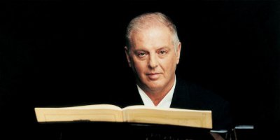 Dünyaca ünlü orkestra şefine peş peşe suçlamalar