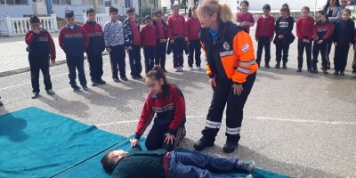 Afete hazır okul eğitimleri devam ediyor