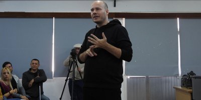 Emre Yücelen’den DAÜ’de  atölye çalışması