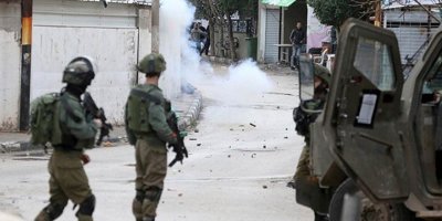 İsrail güçleri 17 Filistinliyi gözaltına aldı