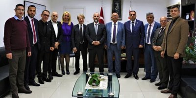 Özyiğit: “Hepimizin ortak gailesi bu ülkeyi, toplumu, gençlerimizi nasıl daha iyiye ulaştırabilirizdir”