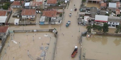 İran'daki sel felaketinde can kaybı 44'e yükseldi