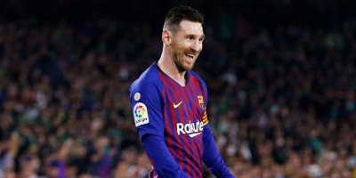 Tarihi oylamaya Messi damgası