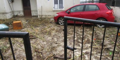 Sel Ozanköy'ü vurdu