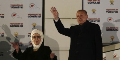Erdoğan: Halk büyükşehri verse de ilçeler bizim