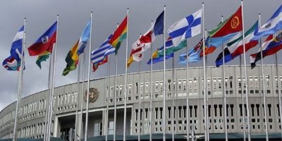 Landeszeitung: Sam Amca koruma kalkanını kendisi için kuruyor