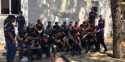 Kıbrıs'a gitmeye çalışan 19 düzensiz göçmen yakalandı