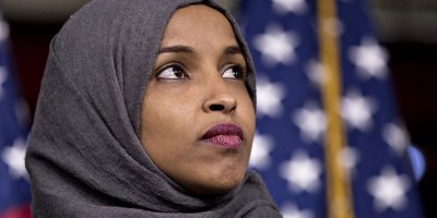 Müslüman vekili tehditten tutuklandı