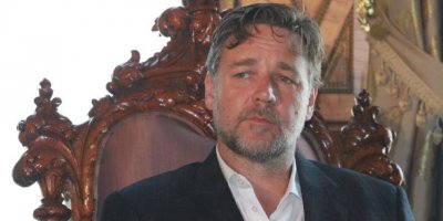 Russell Crowe’dan Fenerbahçe paylaşımı