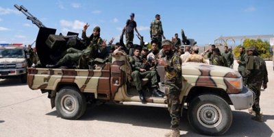 Libya’da Hafter güçleri başkent Trablus’u ele geçirmeye çalışıyor