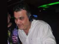 Osman Başman kabinde