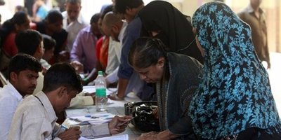 Hindistan'da yarın başlayacak parlamento seçimi 19 mayıs'a kadar 7 aşamada yapılacak