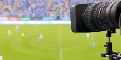 İngiltere Premier Lig dört lige bedel